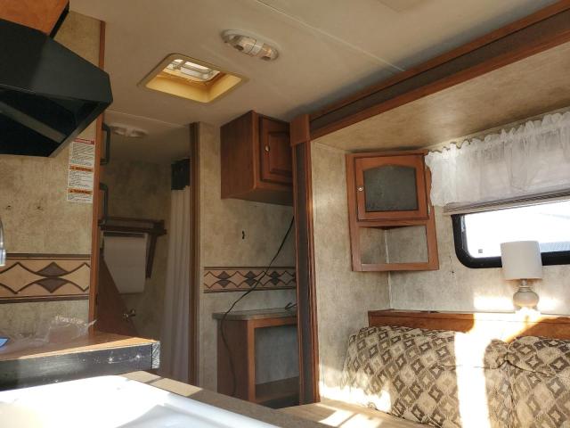 4YDT19921CT412138 - 2012 KEYSTONE PASSPORT WHITE photo 6