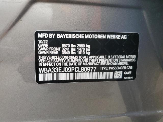 WBA33EJ09PCL80977 - 2023 BMW 760 XI GRAY photo 13