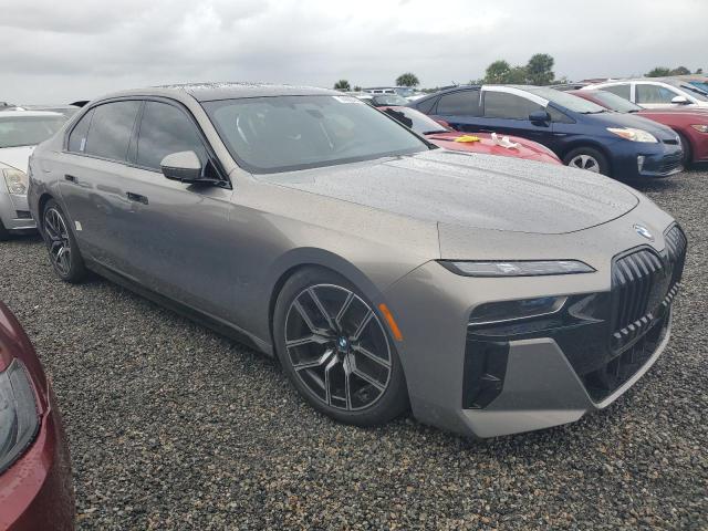 WBA33EJ09PCL80977 - 2023 BMW 760 XI GRAY photo 4