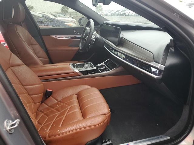 WBA33EJ09PCL80977 - 2023 BMW 760 XI GRAY photo 7