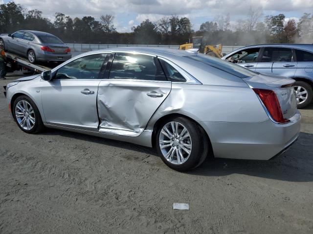 2G61M5S37K9149319 - 2019 CADILLAC XTS LUXURY SILVER photo 2