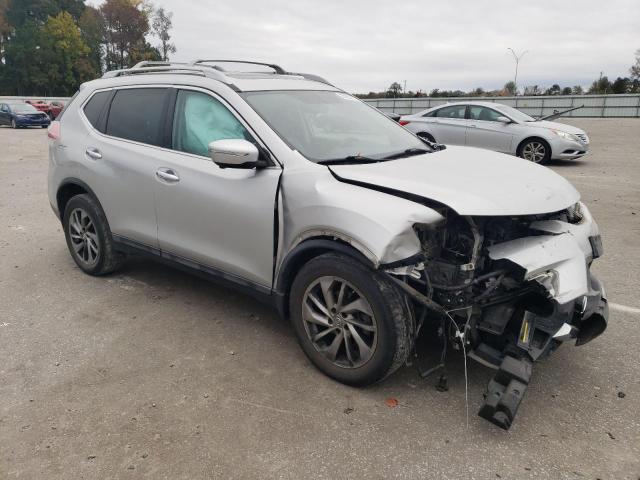 5N1AT2MVXFC849343 - 2015 NISSAN ROGUE S SILVER photo 4