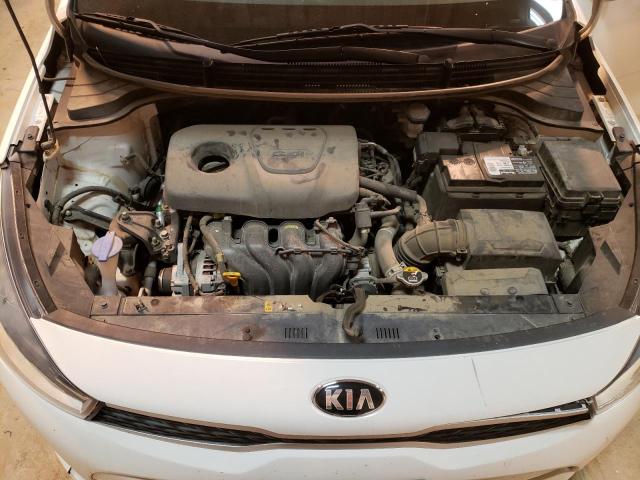 3KPA24AB5KE165722 - 2019 KIA RIO S WHITE photo 11