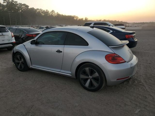 3VWF17AT0FM601162 - 2015 VOLKSWAGEN BEETLE 1.8T SILVER photo 2