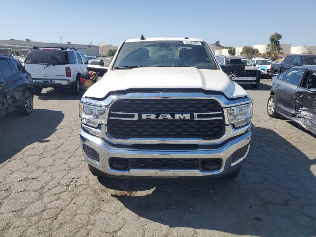 3C6UR5JL2NG297053 - 2022 RAM 2500 BIG HORN/LONE STAR WHITE photo 5