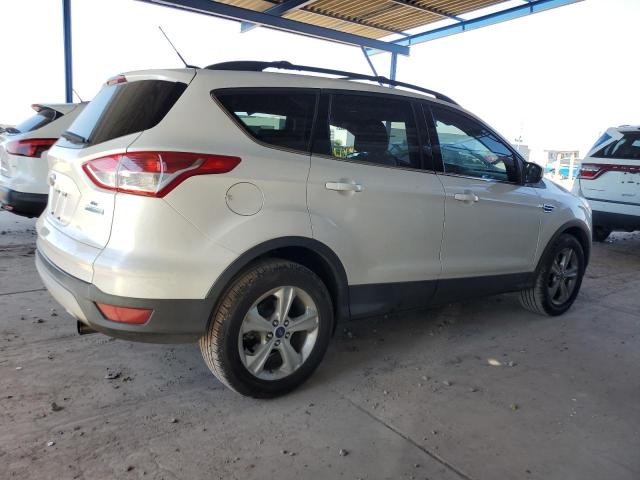 1FMCU0G98DUB55783 - 2013 FORD ESCAPE SE WHITE photo 3