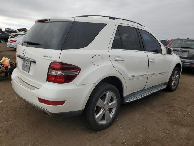 4JGBB8GB3BA674239 - 2011 MERCEDES-BENZ ML 350 4MATIC WHITE photo 3