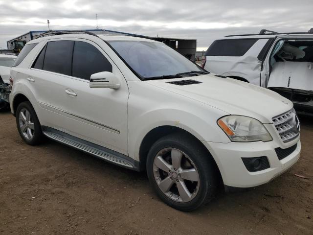 4JGBB8GB3BA674239 - 2011 MERCEDES-BENZ ML 350 4MATIC WHITE photo 4
