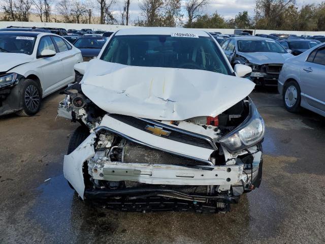 KL8CD6SA6GC573612 - 2016 CHEVROLET SPARK 1LT WHITE photo 5