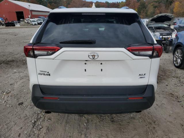 2T3P1RFV6MC228932 - 2021 TOYOTA RAV4 XLE WHITE photo 6