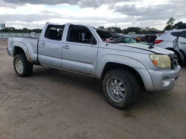 3TMMU52N06M002350 - 2006 TOYOTA TACOMA DOUBLE CAB LONG BED SILVER photo 4