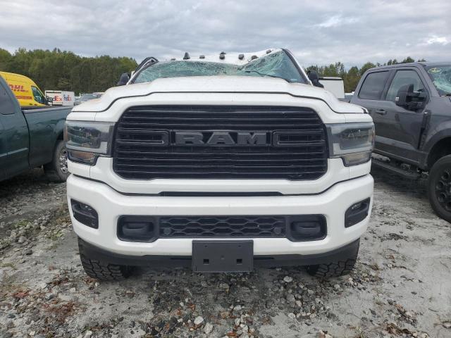 3C6UR5FL0MG631555 - 2021 RAM 2500 LARAMIE WHITE photo 5