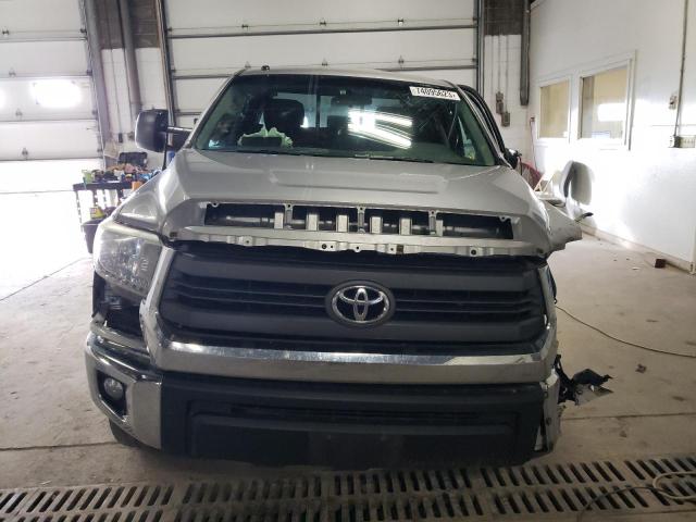 5TFCW5F13FX018274 - 2015 TOYOTA TUNDRA DOUBLE CAB SR/SR5 GRAY photo 5