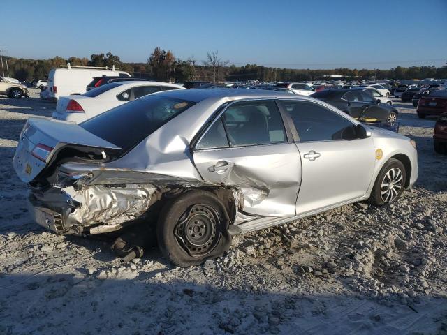 4T1BF1FK0CU062139 - 2012 TOYOTA CAMRY BASE SILVER photo 3