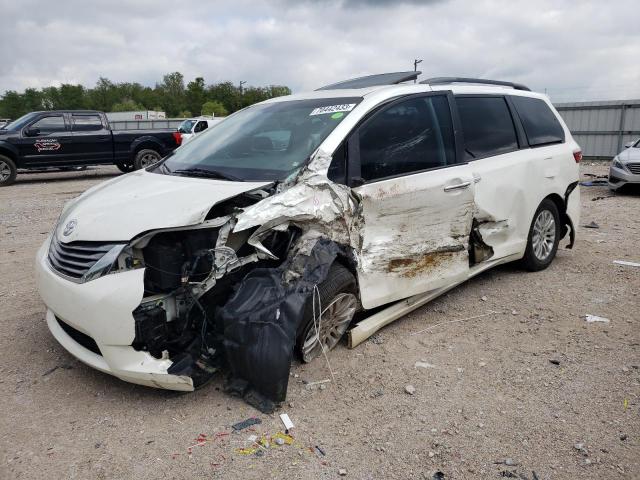 2017 TOYOTA SIENNA XLE, 