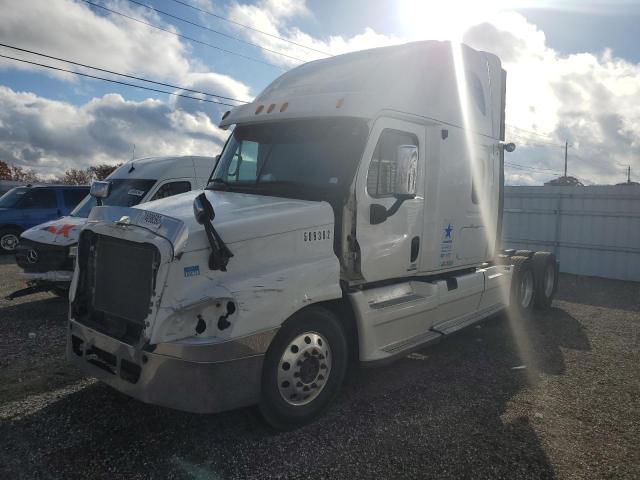 1FUJGLBG9CSBN9390 - 2012 FREIGHTLINER CASCADIA 1 WHITE photo 2