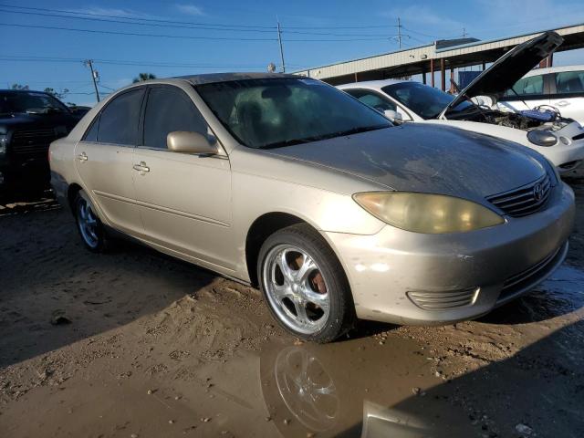 4T1BE32K95U079304 - 2005 TOYOTA CAMRY LE GRAY photo 4