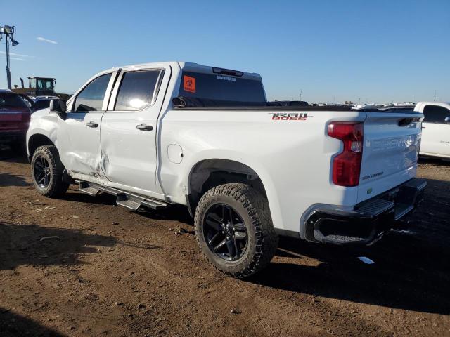 3GCPDCED6NG613145 - 2022 CHEVROLET SILVERADO K1500 TRAIL BOSS CUSTOM WHITE photo 2