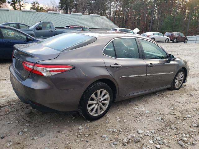 4T1B11HK5JU096814 - 2018 TOYOTA CAMRY L GRAY photo 3