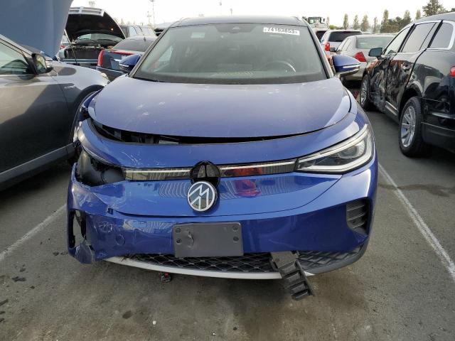 WVGKMPE20MP058389 - 2021 VOLKSWAGEN ID.4 PRO S ლურჯი ფოტო 5