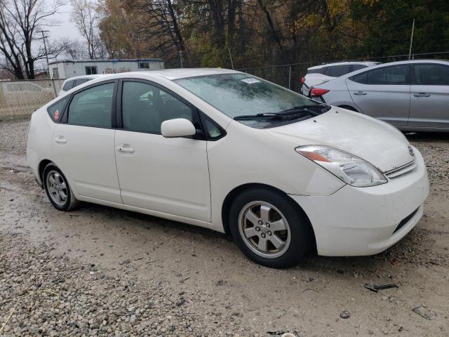 JTDKB20U453042811 - 2005 TOYOTA PRIUS WHITE photo 4