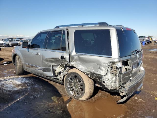 5LMFU28598LJ03804 - 2008 LINCOLN NAVIGATOR 银色 照片 2