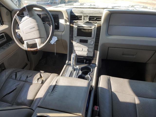 5LMFU28598LJ03804 - 2008 LINCOLN NAVIGATOR 银色 照片 8