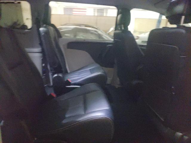 2C4RC1BG4GR302924 - 2016 CHRYSLER TOWN & COU TOURING WHITE photo 11