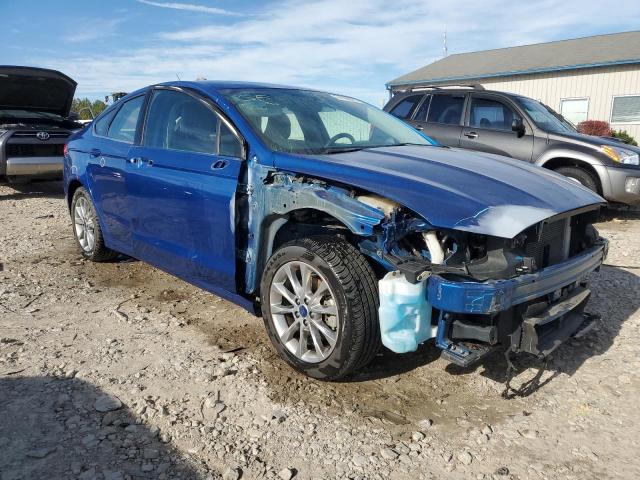 3FA6P0H76HR348247 - 2017 FORD FUSION SE BLUE photo 4