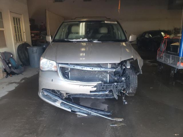 2C4RC1BGXDR509927 - 2013 CHRYSLER TOWN & COU TOURING 棕色 照片 5