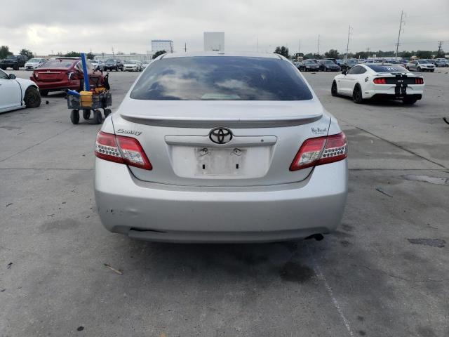 4T4BF3EK8BR190047 - 2011 TOYOTA CAMRY BASE SILVER photo 6