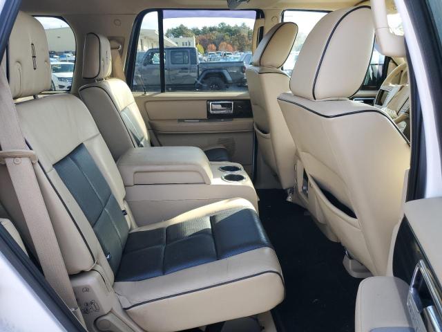 5LMJJ2J5XAEJ00966 - 2010 LINCOLN NAVIGATOR 白色 照片 10