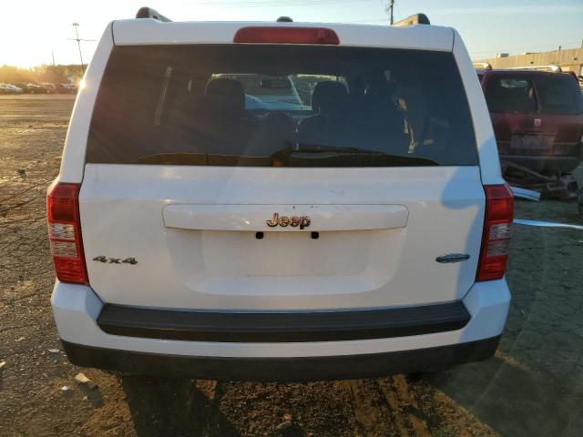 1C4NJRFB4ED885402 - 2014 JEEP PATRIOT LATITUDE WHITE photo 6