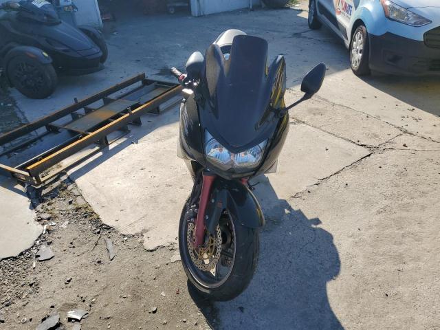 JKAEXEA106A006125 - 2006 KAWASAKI EX650 A6F 黑色 照片 2