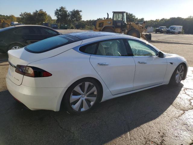 5YJSA1E26MF423520 - 2021 TESLA MODEL S WHITE photo 3