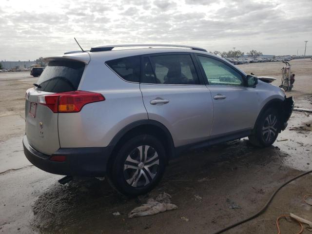 2T3BFREV2FW291377 - 2015 TOYOTA RAV4 LE SILVER photo 3