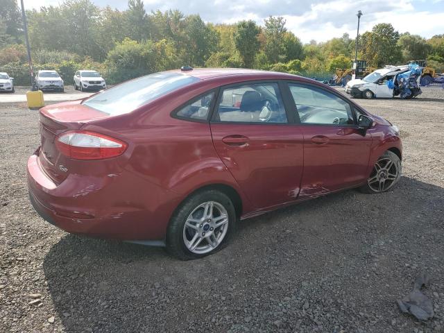 3FADP4BJ9HM170656 - 2017 FORD FIESTA SE RED photo 3