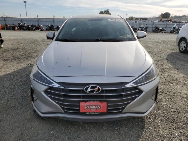 5NPD74LF6KH493581 - 2019 HYUNDAI ELANTRA SE SILVER photo 5