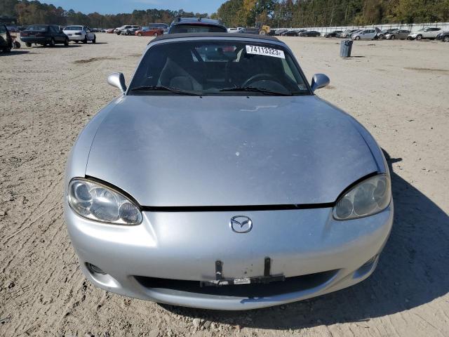 JM1NB353410207903 - 2001 MAZDA MX-5 MIATA BASE SILVER photo 5