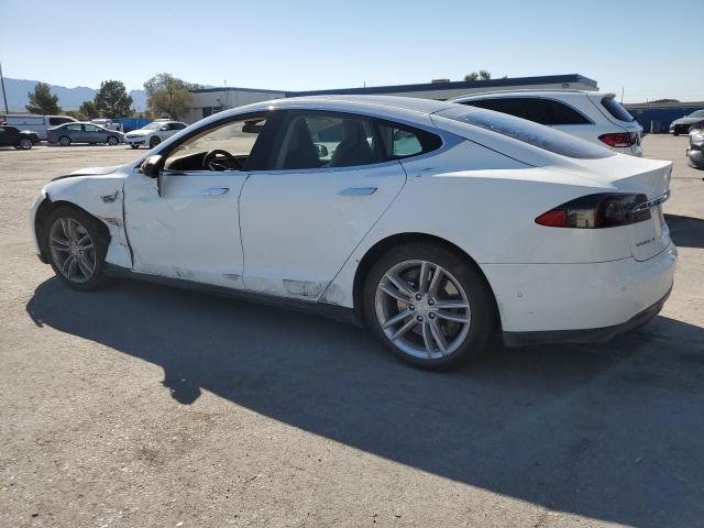 5YJSA1E18FF115906 - 2015 TESLA MODEL S WHITE photo 2