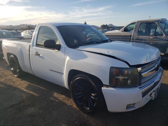 1GCEC14X39Z134536 - 2009 CHEVROLET SILVERADO C1500 WHITE photo 4