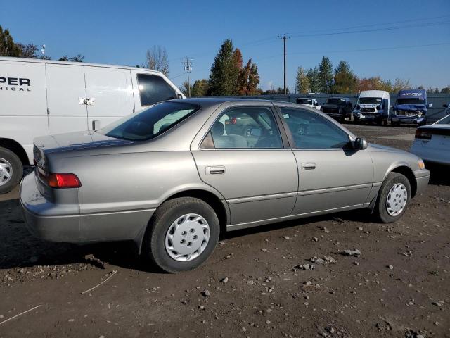 JT2BG22K7X0279125 - 1999 TOYOTA CAMRY LE GRAY photo 3