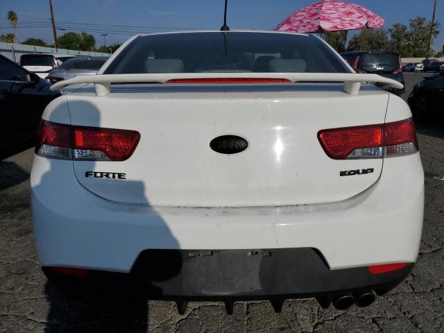 KNAFU6A24D5679777 - 2013 KIA FORTE EX WHITE photo 6