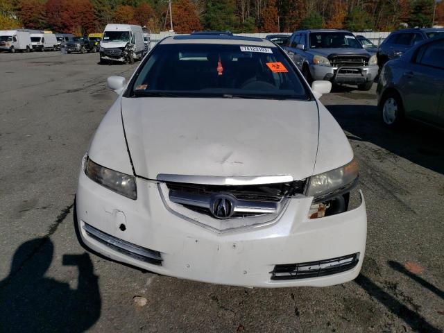 19UUA66226A021916 - 2006 ACURA 3.2TL WHITE photo 5