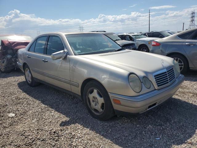 WDBJF72F2VA274233 - 1997 MERCEDES-BENZ E 420 BEIGE photo 4