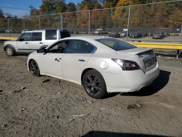 1N4AA5APXDC812037 - 2013 NISSAN MAXIMA S WHITE photo 2