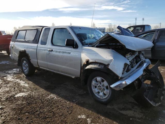 1N6DD26S8WC378839 - 1998 NISSAN FRONTIER KING CAB XE SILVER photo 4