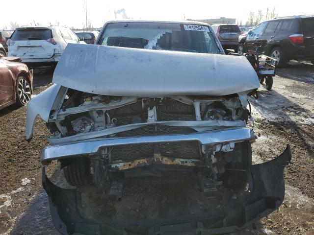 1N6DD26S8WC378839 - 1998 NISSAN FRONTIER KING CAB XE SILVER photo 5
