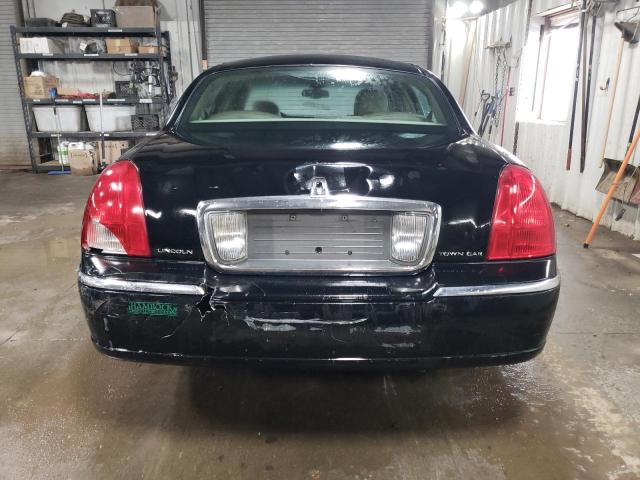 1LNHM81W03Y636248 - 2003 LINCOLN TOWN CAR EXECUTIVE BLACK photo 6