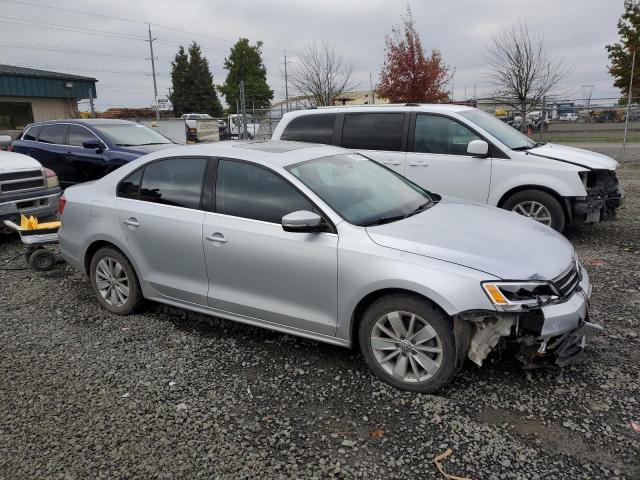 3VWLA7AJ0FM425604 - 2015 VOLKSWAGEN JETTA TDI SILVER photo 4